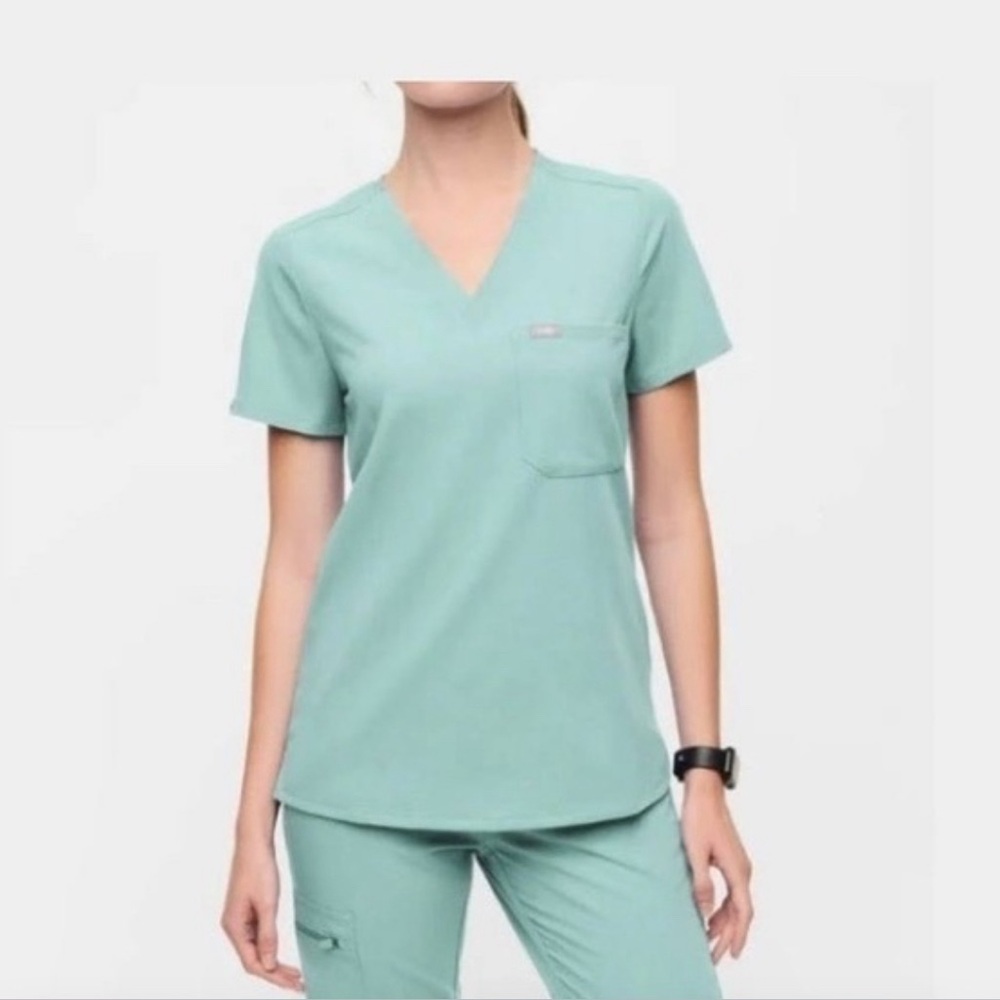 Figs V-Neck Scrub Top in Seafoam